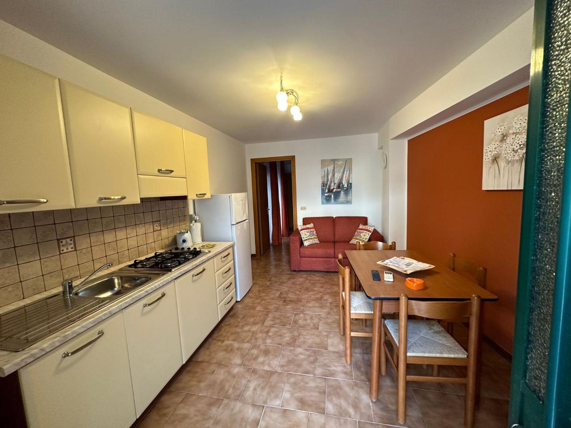 Nino'S Apartments Джардини Наксос Екстериор снимка