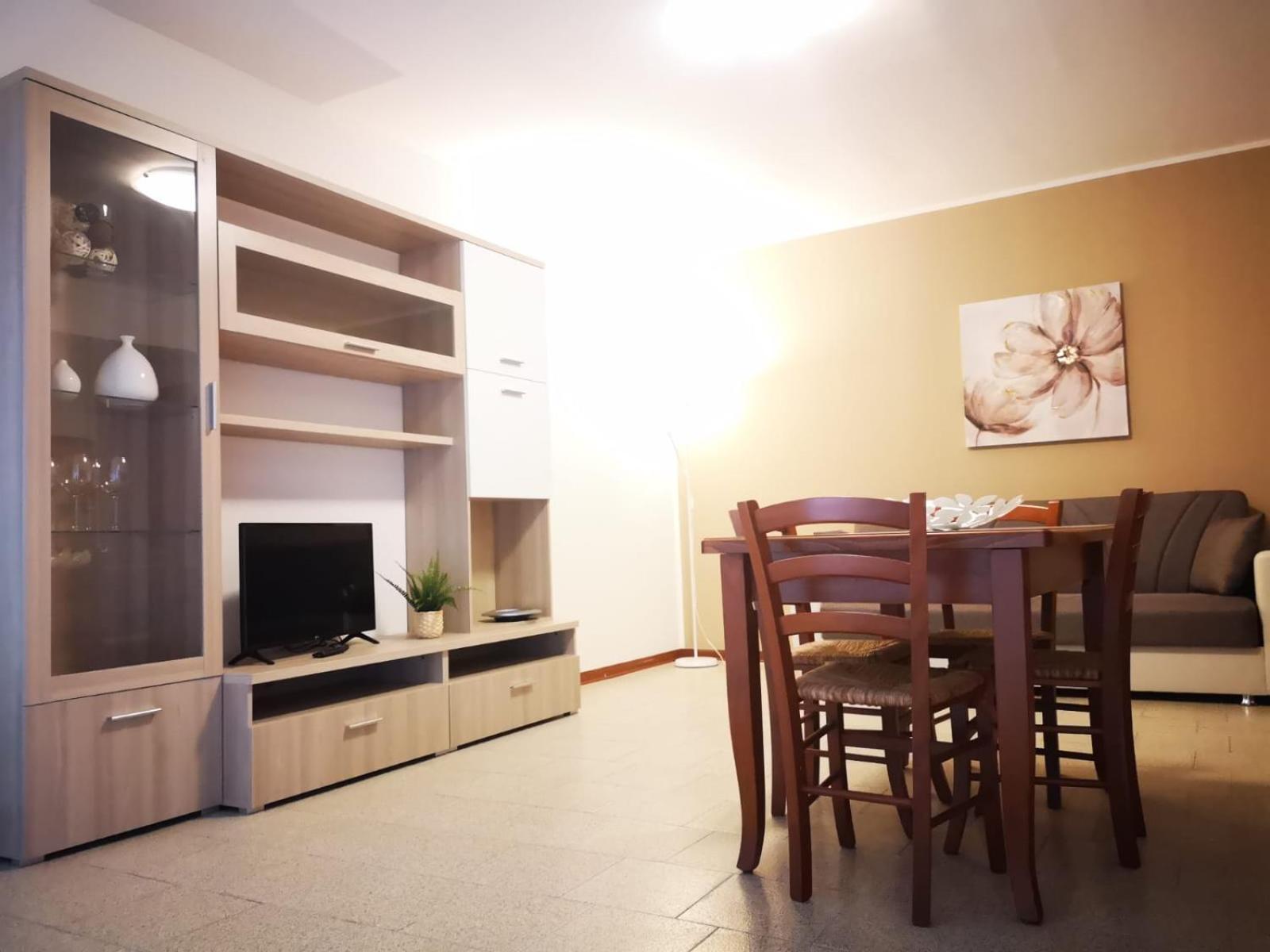 Nino'S Apartments Джардини Наксос Екстериор снимка