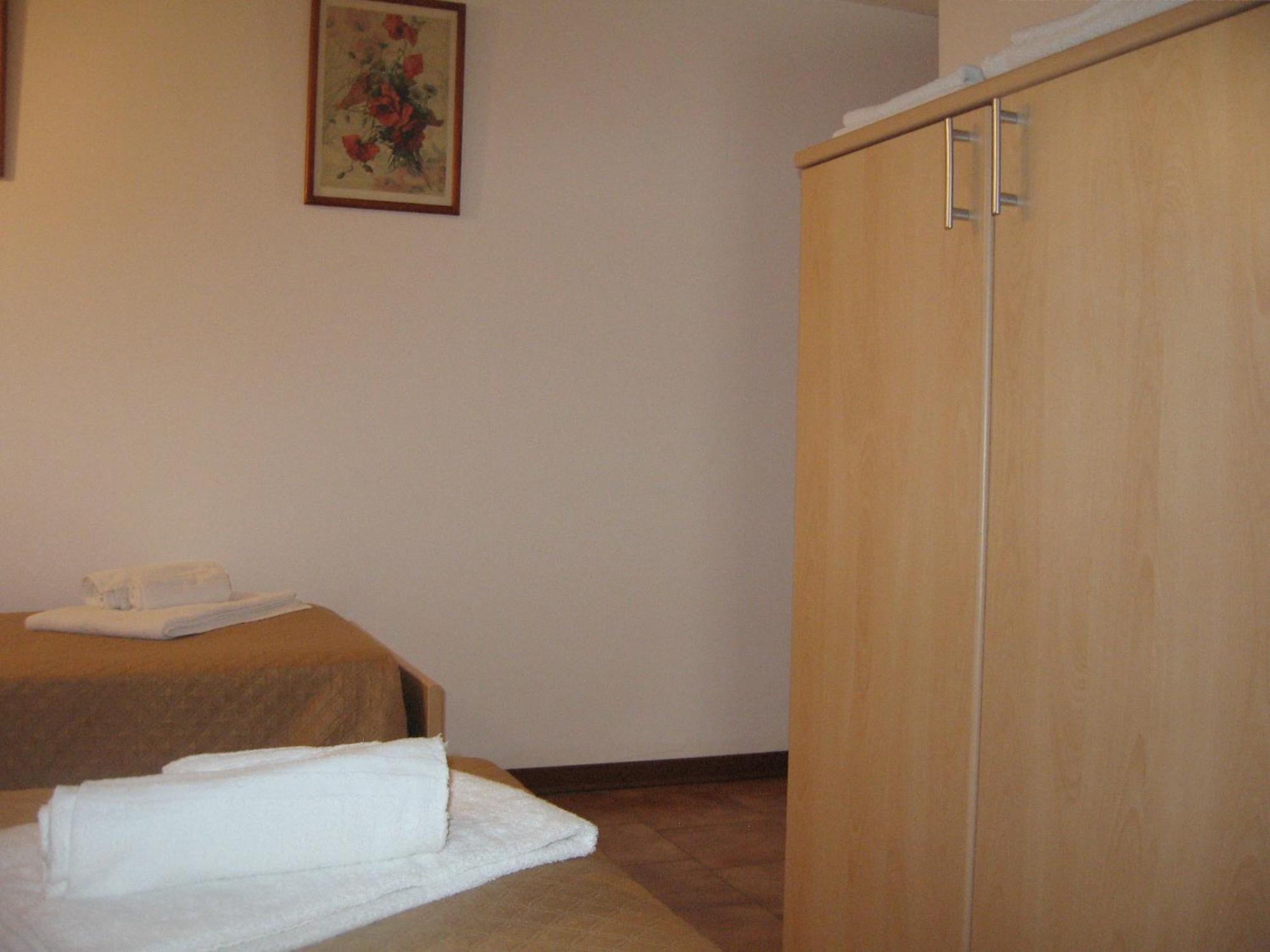 Nino'S Apartments Джардини Наксос Екстериор снимка