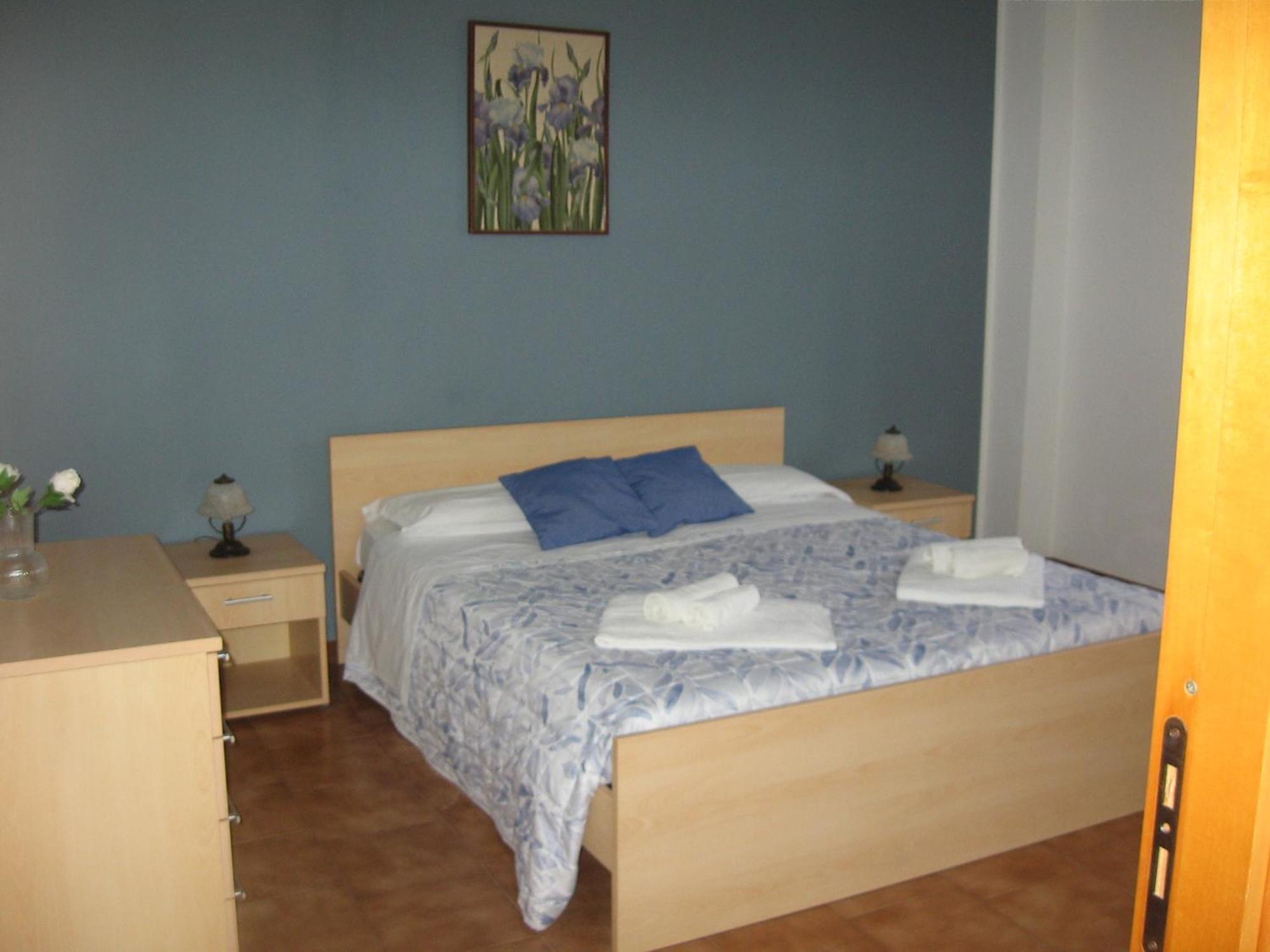 Nino'S Apartments Джардини Наксос Екстериор снимка